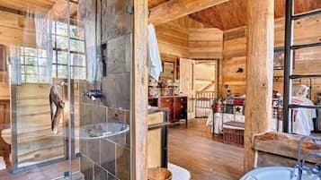 Rumah (4 Bedrooms) | Interior
