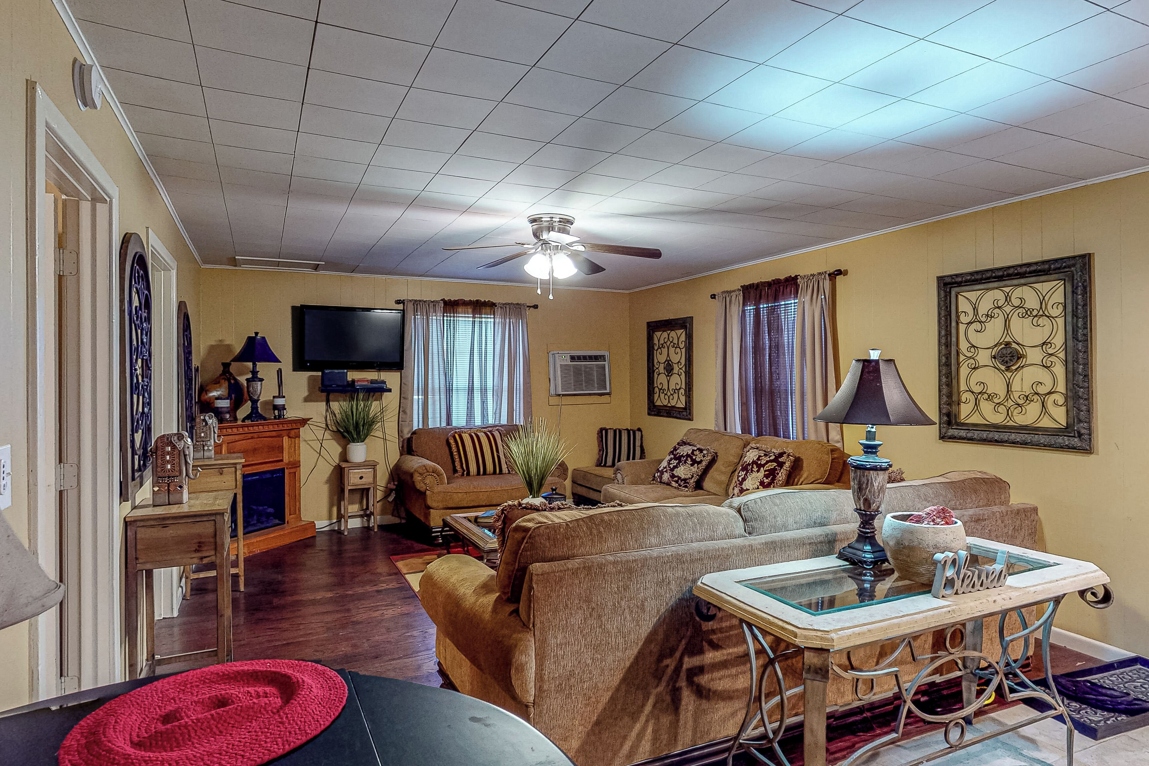 المنشأة من الداخل