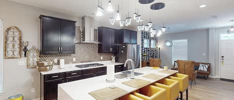 單棟房屋 (3 Bedrooms) | 內部