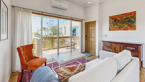 Ảnh chưa phân loại, 4 trong số 31 ảnh, nút