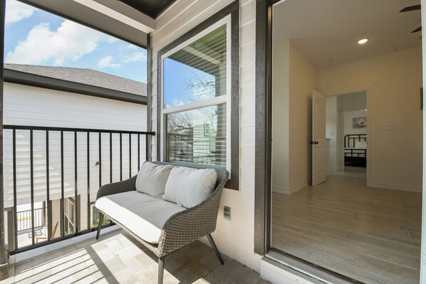 Front of property - Private Townhouse: Close to Everything (San Antonio)