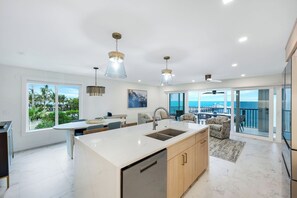 Interior - CAPTIVA HIDE A WAY 1B (Captiva)
