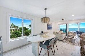 Dining - CAPTIVA HIDE A WAY 1B (Captiva)