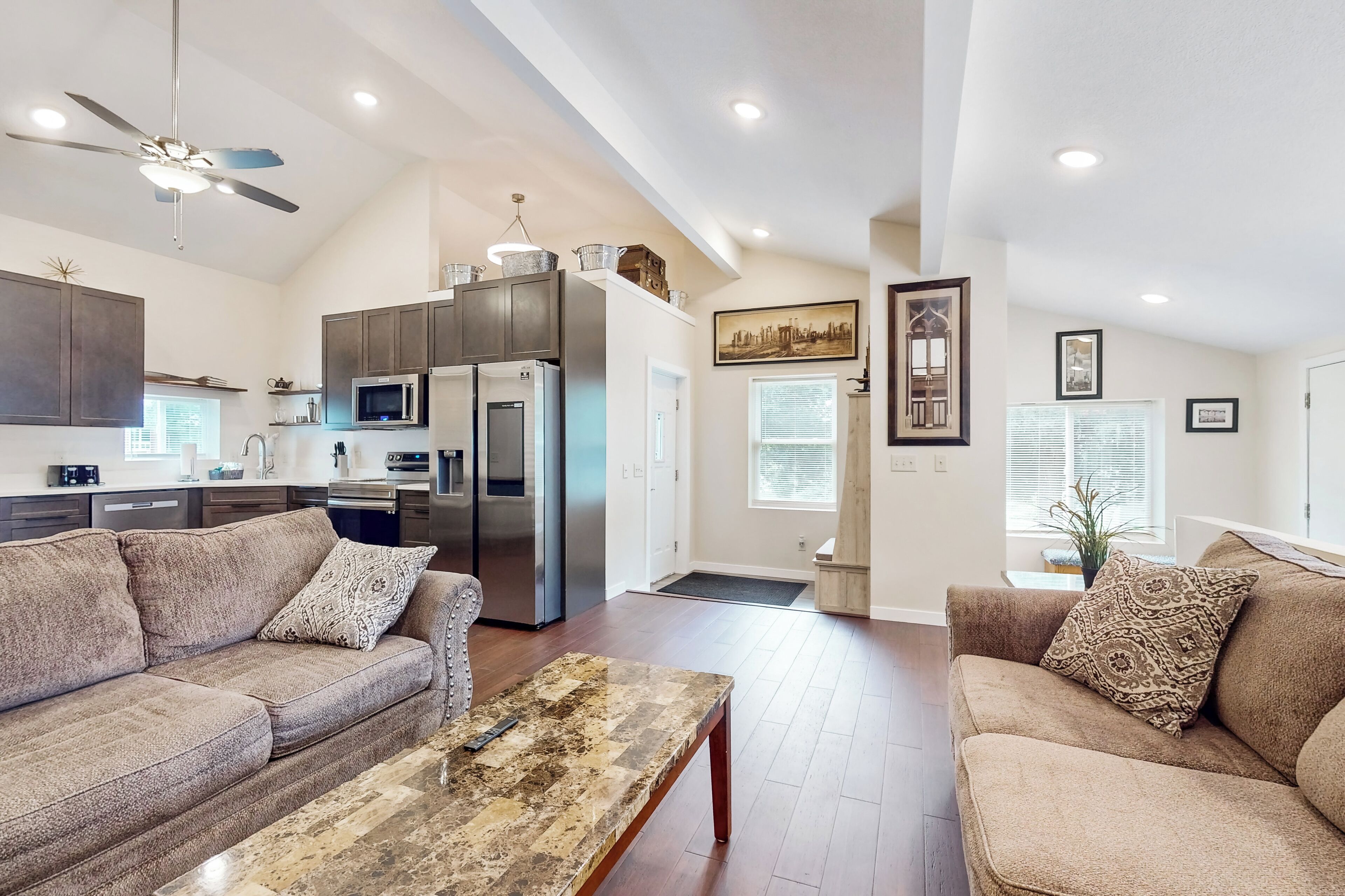 Nhà (3 Bedrooms) | Nội thất