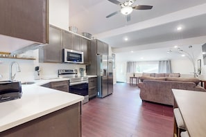 Nhà (3 Bedrooms) | Nội thất