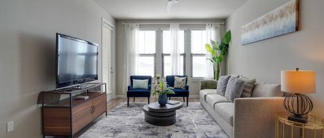 Apartment (2 Bedrooms) | Front of property