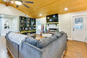 Casa (2 Bedrooms) | Interior