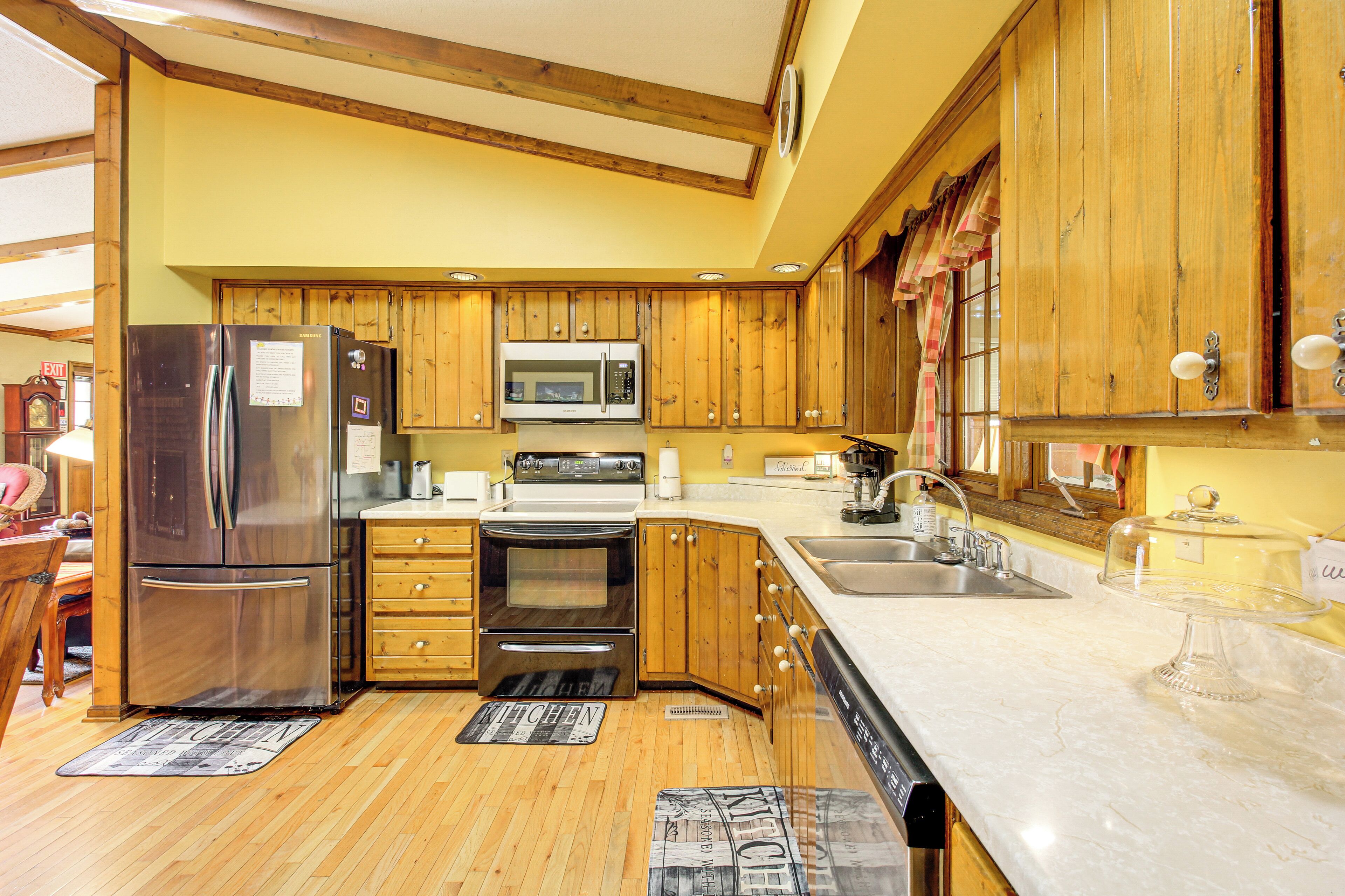 House (3 Bedrooms) | Interior