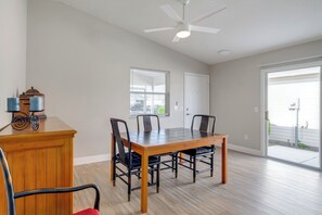 House (2 Bedrooms) | Interior - 3 Mi to Spanish Springs: Peaceful Retreat w/ Perks (The Villages)