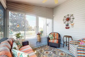 Interior - Dog-friendly Home w/ Golf Cart, AC, Wifi (The Villages)