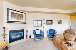 House (4 Bedrooms) | Interior - 4BR Dog-friendly Mtn View Home w/ Grill & Yard (Cedar City)