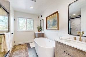 House (5 Bedrooms) | Interior - Buckthorn Beauty: Golf, Hike & More (Show Low)