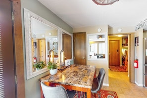 Apartment (0 Bedroom) | Interior - Mtn-view Brian Head Corner Studio w/ Balcony! (Brian Head)