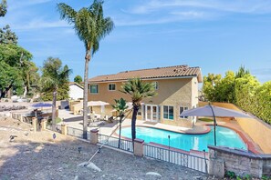 Interior - 4 BR Home in Rancho Cucamonga Hills - Luxury (Rancho Cucamonga)