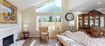 4 BR Home in Rancho Cucamonga Hills - Luxury