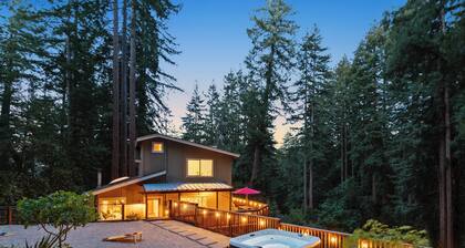 Redwood Oasis - Luxe Santa Cruz Cabin w/ Hot Tub