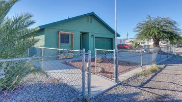 House (3 Bedrooms) | Front of property