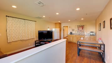 House (1 Bedroom) | Interior