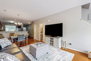 Apartment (2 Bedrooms) | Bahagian dalam