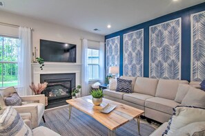 Front of property - Family-friendly Home ~ 3 Mi to Bethany Beach! (Ocean View)