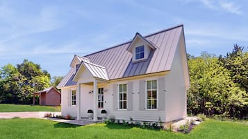 House (2 Bedrooms) | Front of property