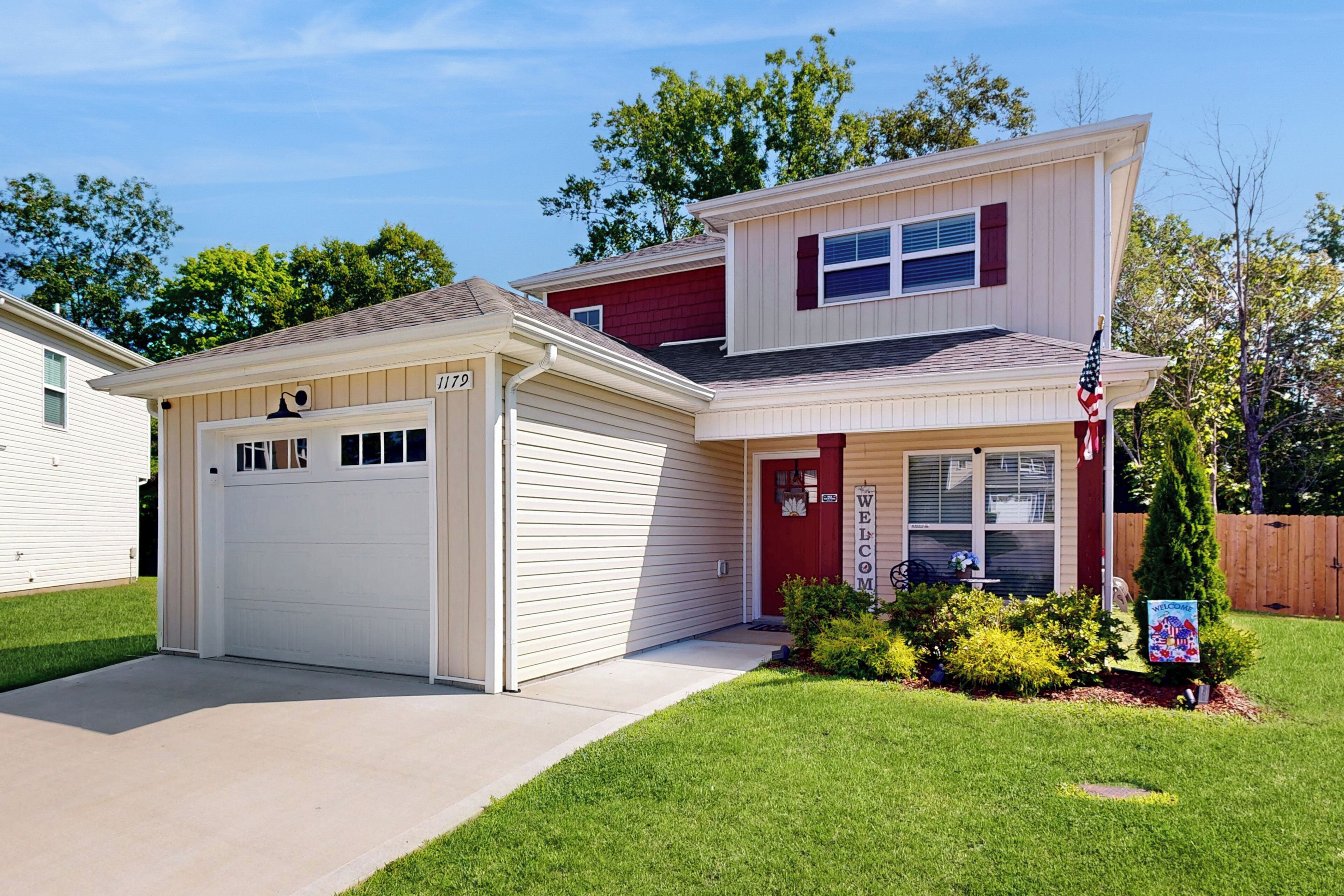 住宿正面. 带私人庭院、火坑和烧烤架的三卧室住宅  