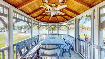 Rumah (4 Bedrooms) | Interior