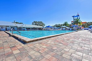 Interior - Snowbird Escape w/ Pools! 6 Mi to Dtwn Sarasota (Sarasota)