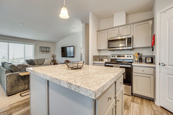 House (2 Bedrooms) | Interior