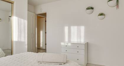 Golf, Fish & More! Peaceful Home in Helendale