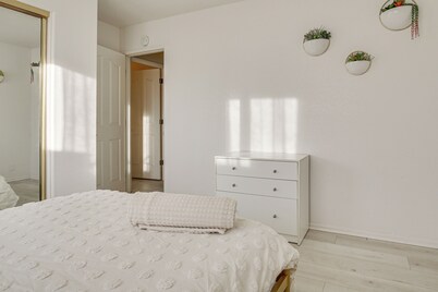 Golf, Fish & More! Peaceful Home in Helendale