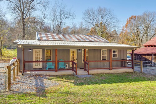 Pets Welcome! Quiet Couples Retreat in Lyles
