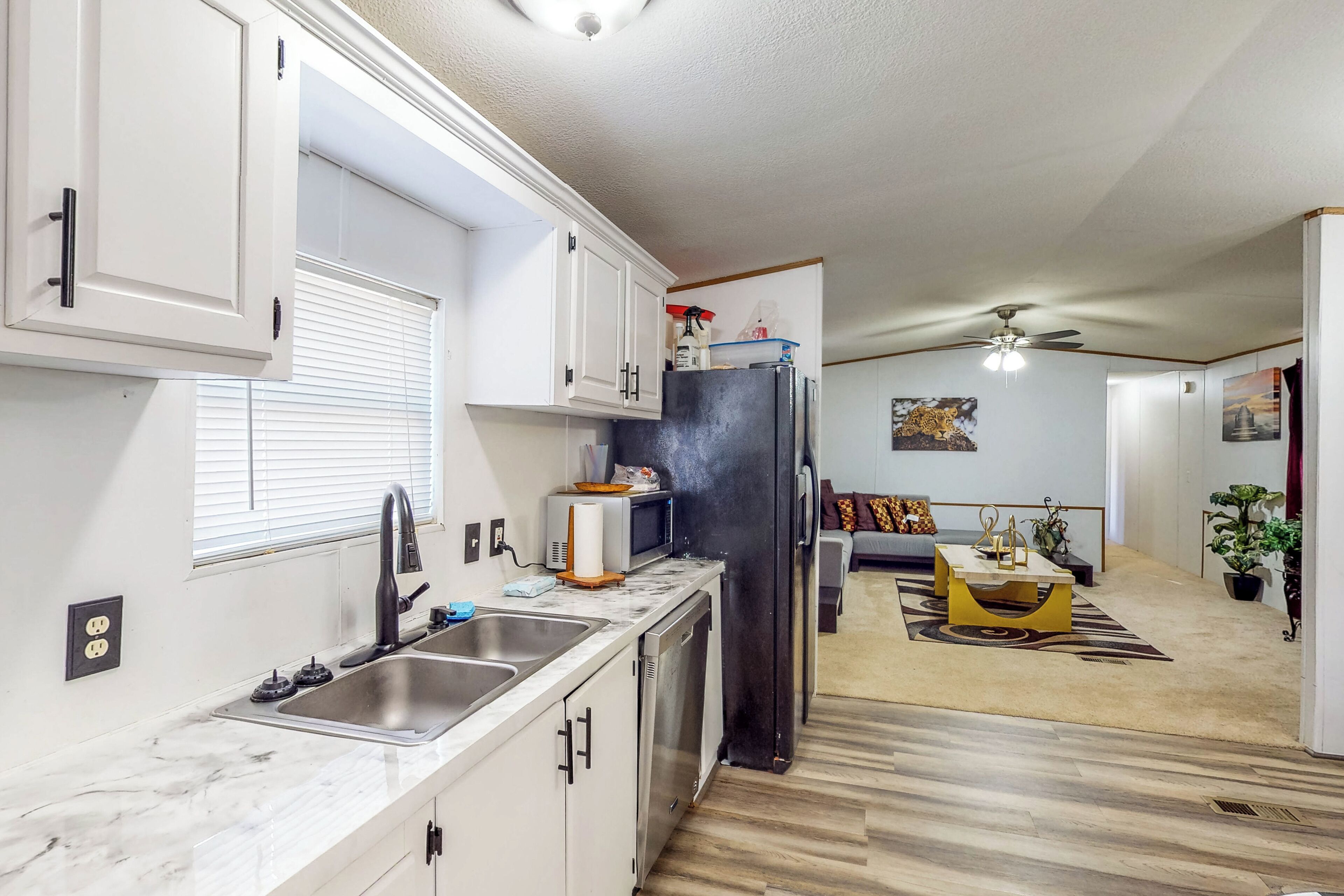 المنشأة من الداخل