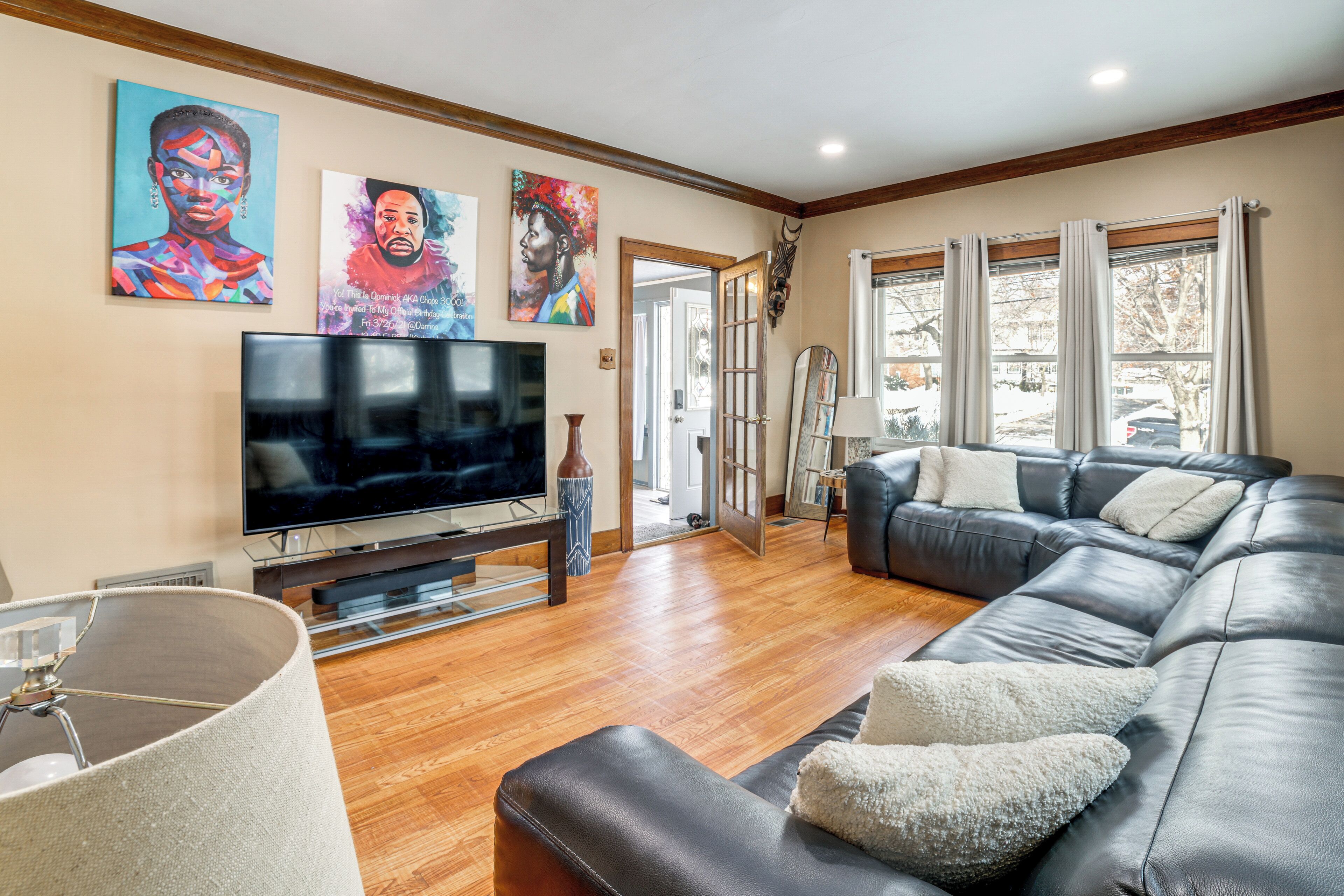House (3 Bedrooms) | Interior
