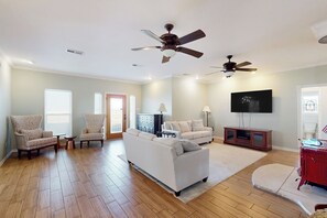 Nhà (3 Bedrooms) | Nội thất