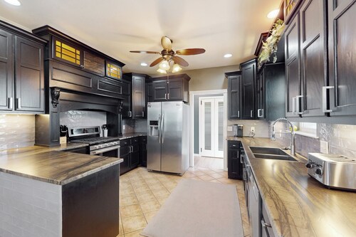 Prime Stargazing! Serene Texas Countryside Retreat