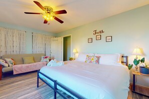 House (2 Bedrooms) | Bahagian dalam