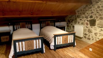 Iron/ironing board, WiFi