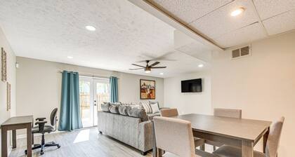 Welcoming Townhome: 1/2 Mi to Downtown Smyrna