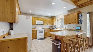 Casa (3 Bedrooms) | Parte interna