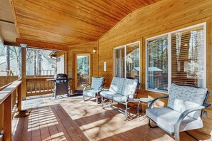 Interior - 3BR Home w/ Large Yard, Patio, BBQ Grill, Fire Pit (Pinetop)