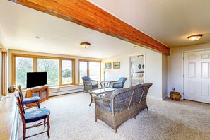 House (Multiple Bedrooms) | Interior - 7BR Modern Farmhouse on Sustainable Working Farm (Ballston Lake)