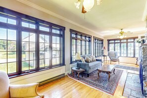 House (Multiple Bedrooms) | Interior