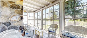 7BR Modern Farmhouse on Sustainable Working Farm