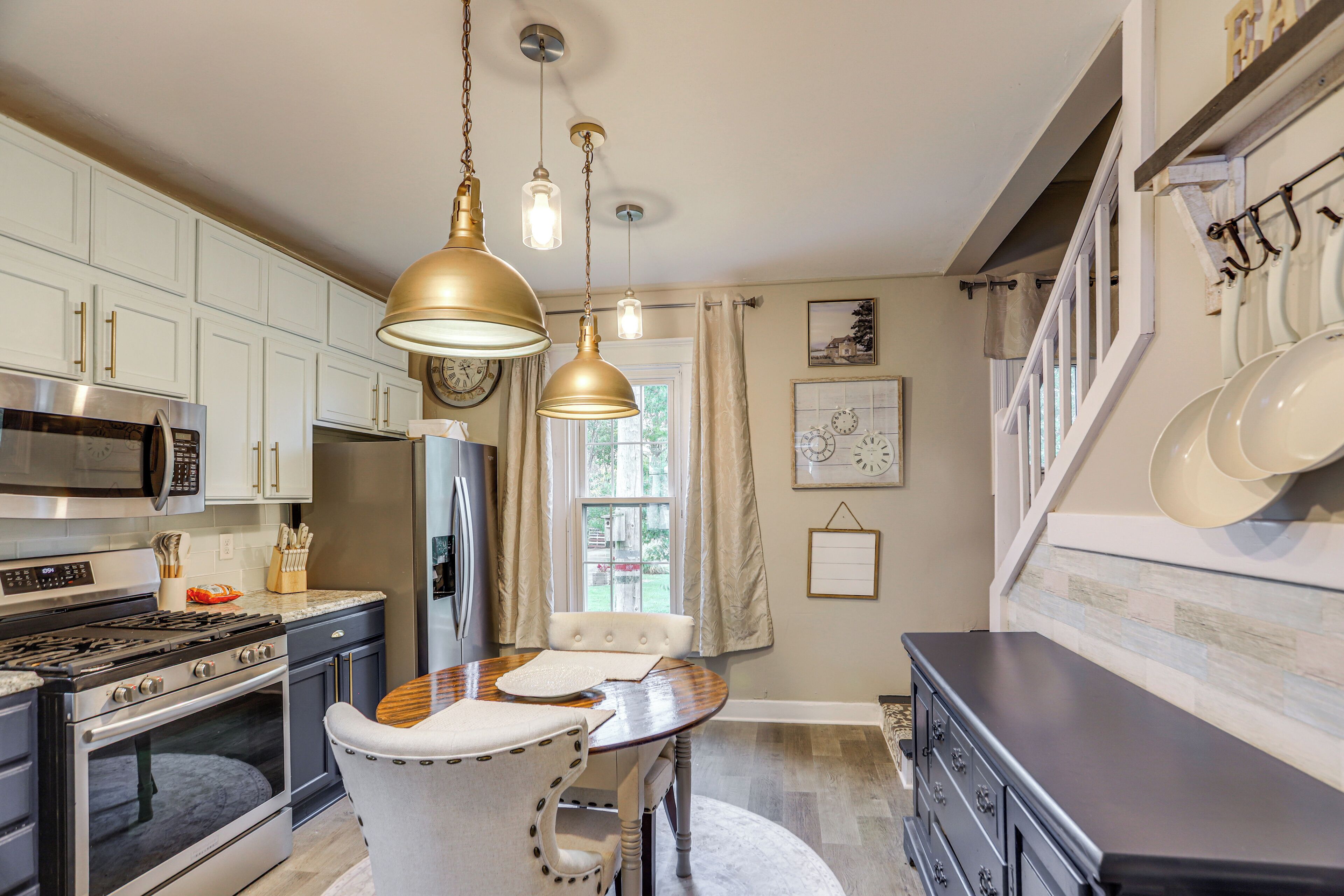 House (4 Bedrooms) | Interior