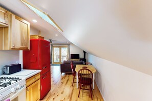 Apartment (1 Bedroom) | Bahagian dalam