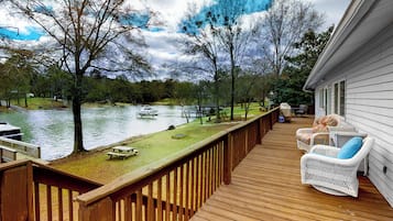 House (3 Bedrooms) | Front of property