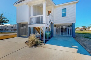 House (3 Bedrooms) | Interior - 3BR Home Near Beach w/ Views, Deck & Grill (Gulfport)