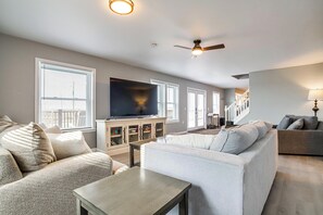 House (6 Bedrooms) | Interior - 'the Bayside Escape' Remote Chesapeake Bay Estate (Fishing Creek)