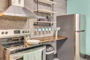 Apartment (2 Bedrooms) | Interior - Heart of Social District! South Cadillac Unit (Cadillac)